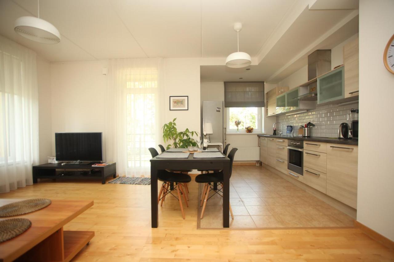 Cozy Home Apartment Kaivas, Free Parking, Self Check-In Riga Exteriér fotografie