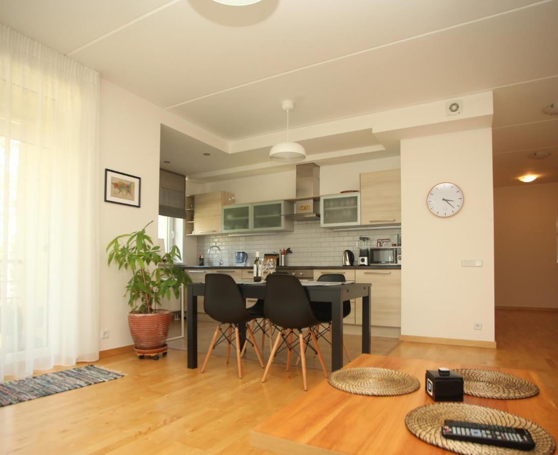 Cozy Home Apartment Kaivas, Free Parking, Self Check-In Riga Exteriér fotografie